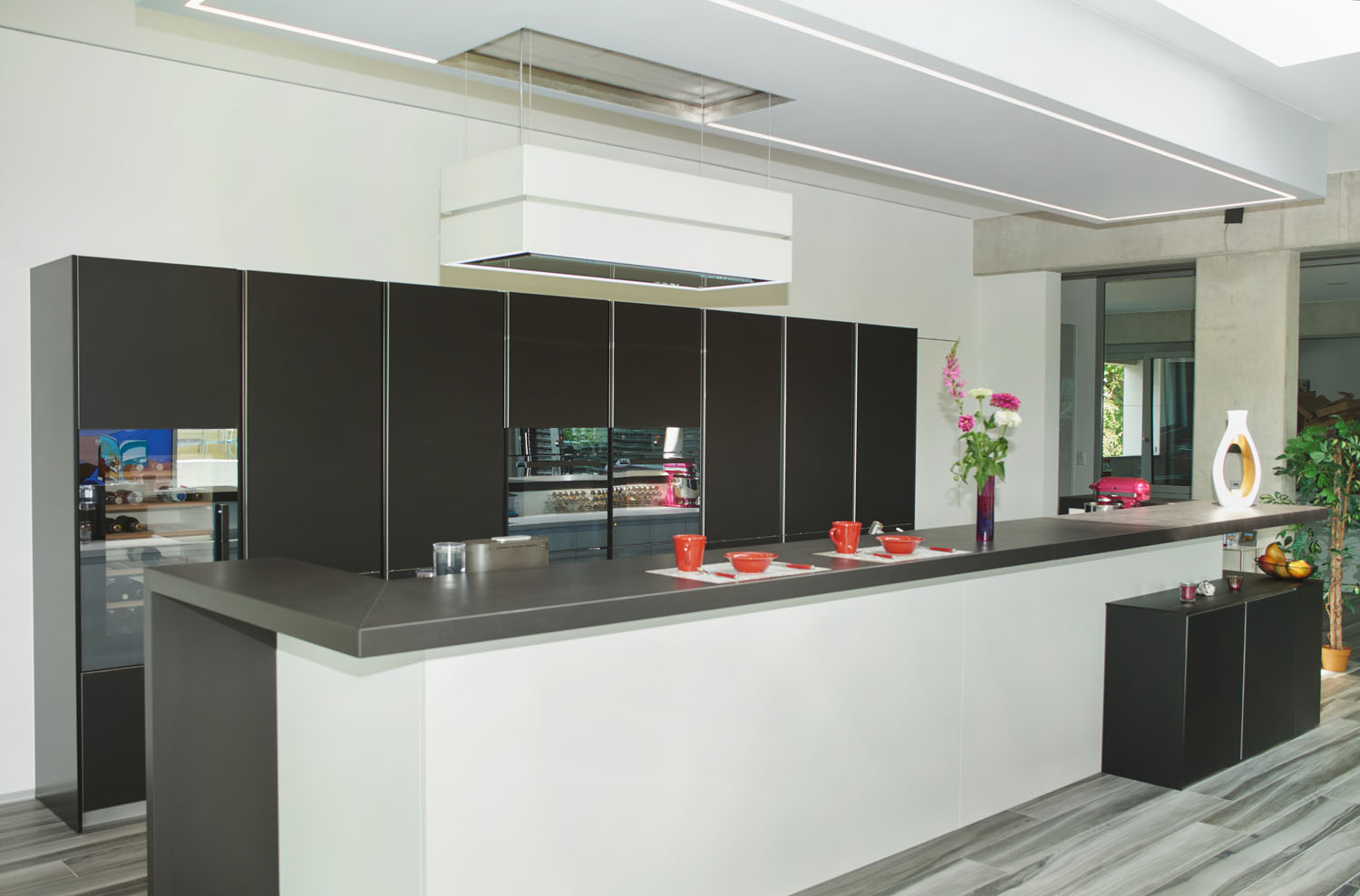 Cuisine design sur mesure avec accompagnement haut de gamme à Ferrette dans le Sundgau